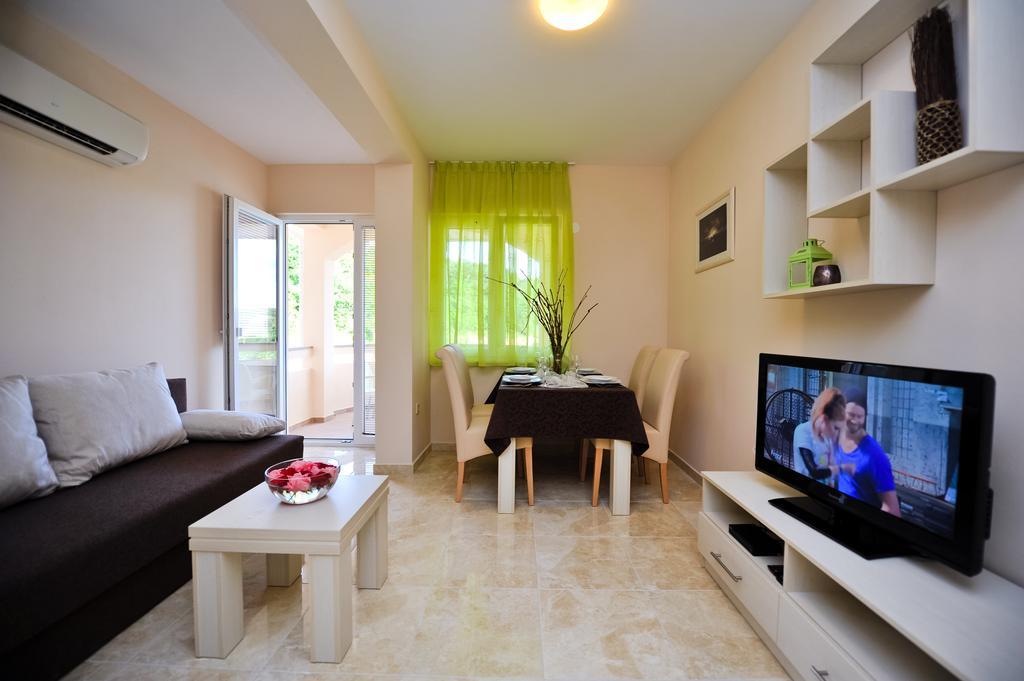 Appartement Lastura Novalja
